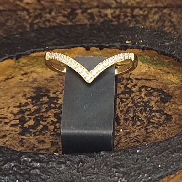Women's Gold Dainty Chevron Promise Ring - Promise Ring For Girls - Picture 2 of 8